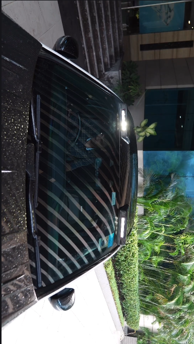 Carbon Fiber LED roof bar installation on the Mercedes GLE 53 AMG